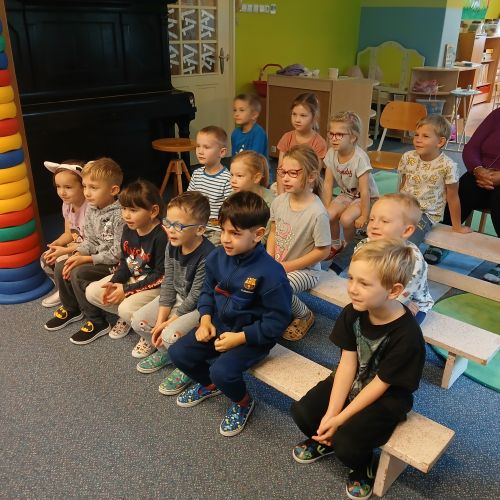 Divadlo v MŠ - říjen 2025