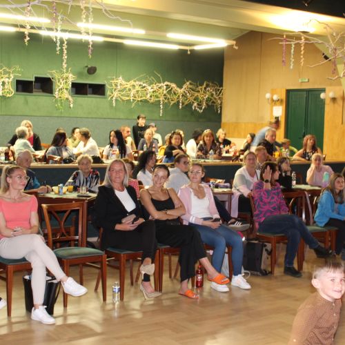 <br />
<b>Notice</b>:  Undefined index: name in <b>/home/zskrasnalipa.cz/vendor/vrana/notorm/NotORM/Row.php</b> on line <b>166</b><br />
