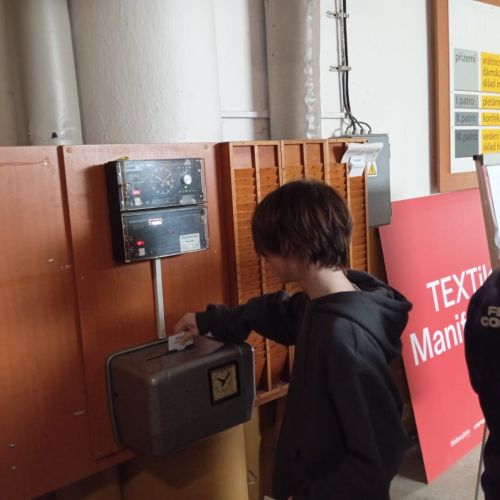 <br />
<b>Notice</b>:  Undefined index: name in <b>/home/zskrasnalipa.cz/vendor/vrana/notorm/NotORM/Row.php</b> on line <b>166</b><br />
