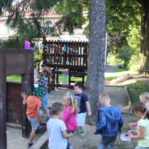 <br />
<b>Notice</b>:  Undefined index: name in <b>/home/zskrasnalipa.cz/vendor/vrana/notorm/NotORM/Row.php</b> on line <b>166</b><br />
