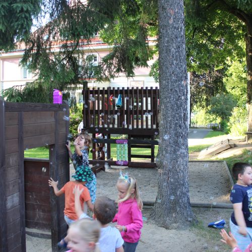 <br />
<b>Notice</b>:  Undefined index: name in <b>/home/zskrasnalipa.cz/vendor/vrana/notorm/NotORM/Row.php</b> on line <b>166</b><br />
