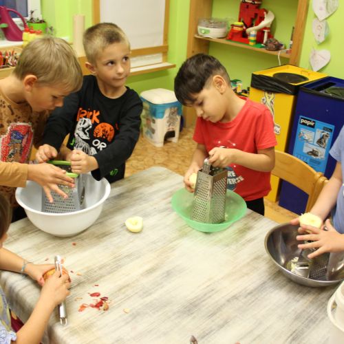 <br />
<b>Notice</b>:  Undefined index: name in <b>/home/zskrasnalipa.cz/vendor/vrana/notorm/NotORM/Row.php</b> on line <b>166</b><br />
