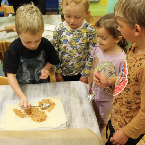 <br />
<b>Notice</b>:  Undefined index: name in <b>/home/zskrasnalipa.cz/vendor/vrana/notorm/NotORM/Row.php</b> on line <b>166</b><br />
