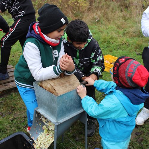 <br />
<b>Notice</b>:  Undefined index: name in <b>/home/zskrasnalipa.cz/vendor/vrana/notorm/NotORM/Row.php</b> on line <b>166</b><br />
