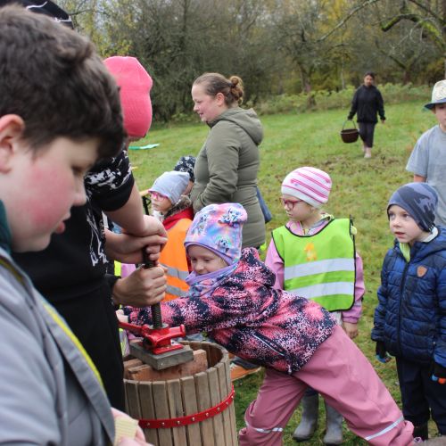 <br />
<b>Notice</b>:  Undefined index: name in <b>/home/zskrasnalipa.cz/vendor/vrana/notorm/NotORM/Row.php</b> on line <b>166</b><br />
