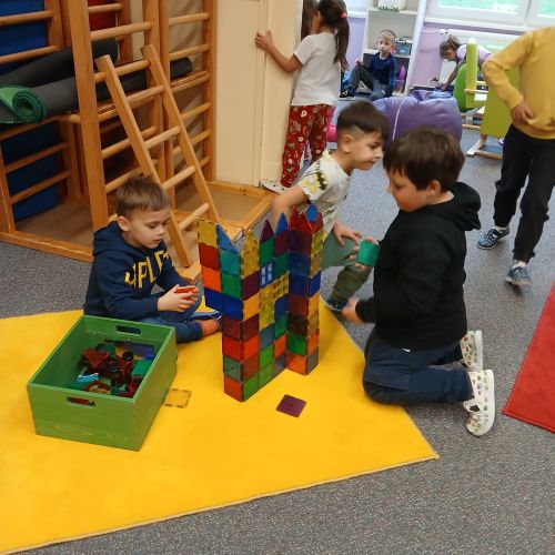 <br />
<b>Notice</b>:  Undefined index: name in <b>/home/zskrasnalipa.cz/vendor/vrana/notorm/NotORM/Row.php</b> on line <b>166</b><br />
