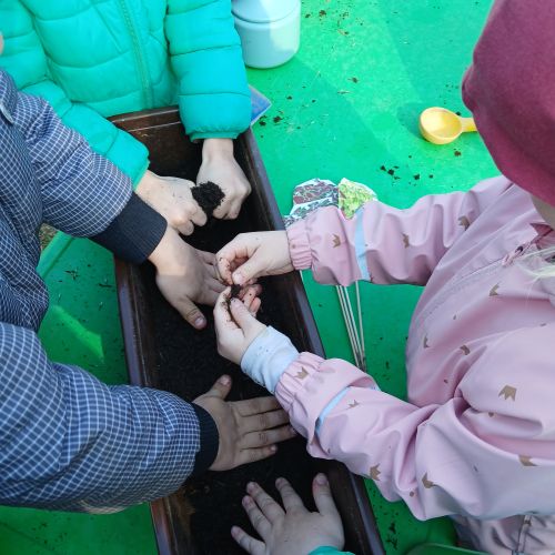 <br />
<b>Notice</b>:  Undefined index: name in <b>/home/zskrasnalipa.cz/vendor/vrana/notorm/NotORM/Row.php</b> on line <b>166</b><br />
