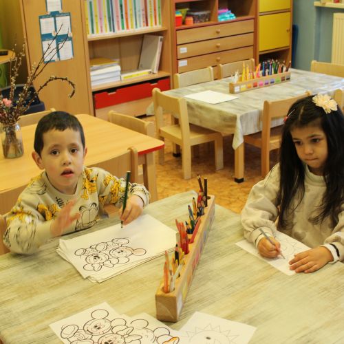 <br />
<b>Notice</b>:  Undefined index: name in <b>/home/zskrasnalipa.cz/vendor/vrana/notorm/NotORM/Row.php</b> on line <b>166</b><br />
