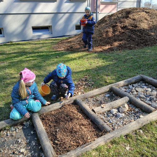 <br />
<b>Notice</b>:  Undefined index: name in <b>/home/zskrasnalipa.cz/vendor/vrana/notorm/NotORM/Row.php</b> on line <b>166</b><br />
